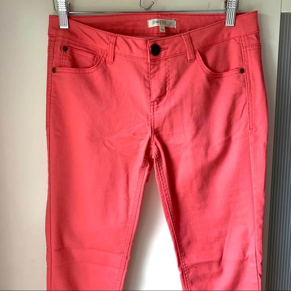 Pink pants - Picture 2 of 6